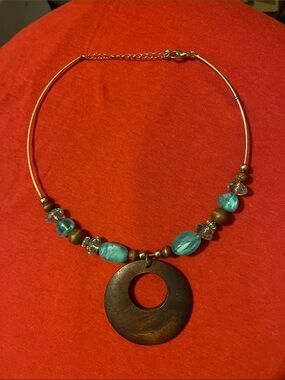 Turquoise Wood Bead Pendant Necklace - Women Jewelry